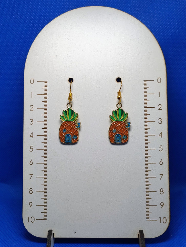 PIÑA BOB ESPONJA, METAL ESMALTADO, FANTASÍA DORADO