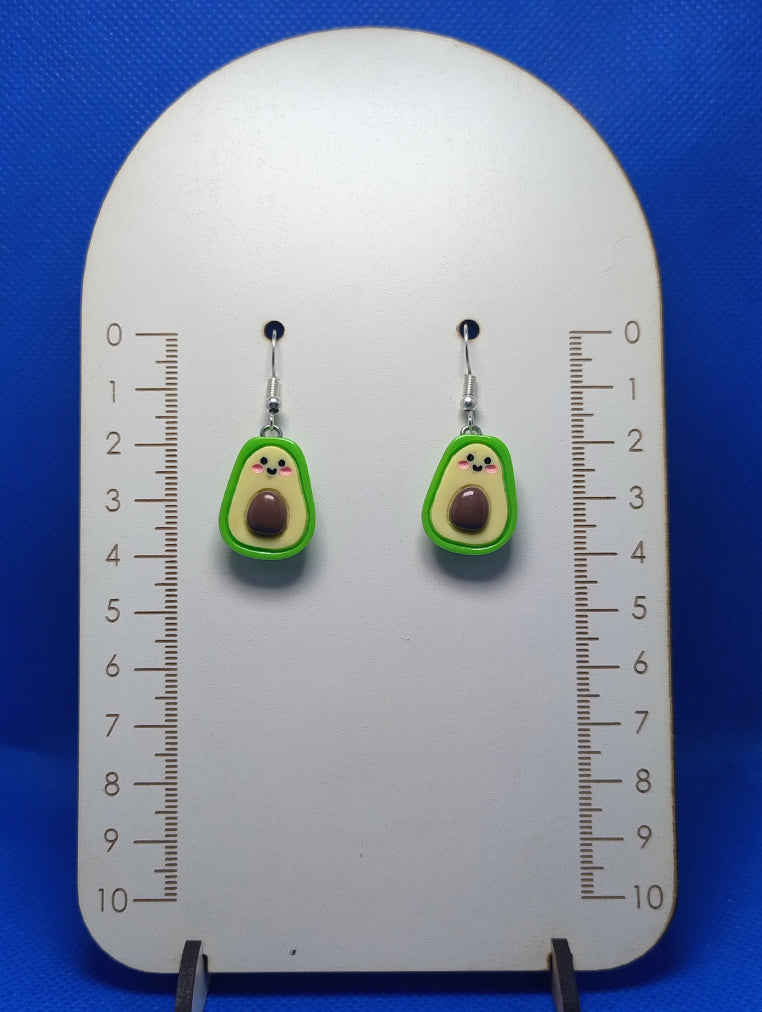PALTA MITADES 3D CON CARITA, RESINA, GANCHOS FANTASÍA PLATEADO